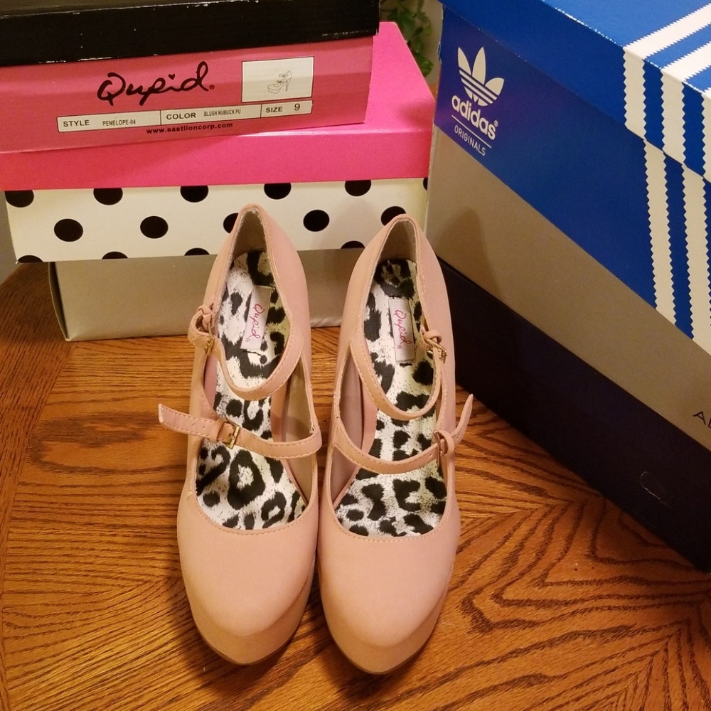 Qupid Size 9